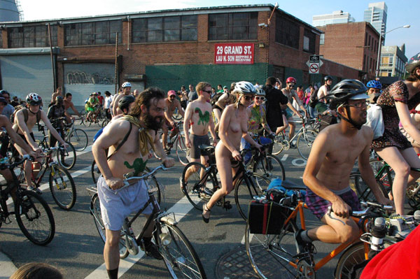 Naked_Bike_Ride_and_off.jpg