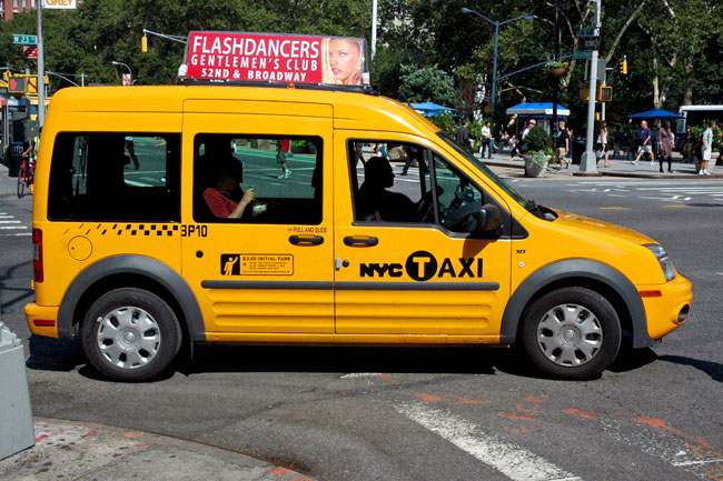 Ford_Transit_Connect_taxi_NYC.jpg